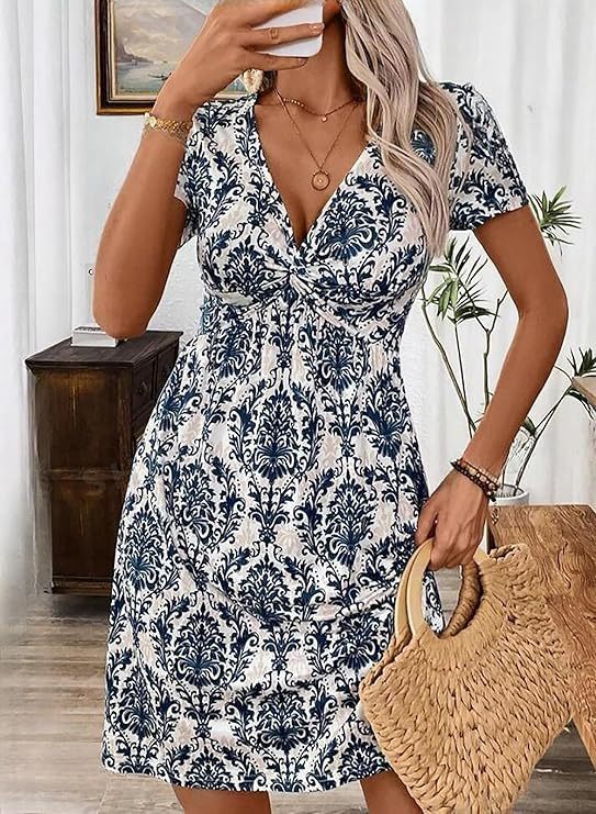 Sleeveless V-neck Design Chest Kinked Pleated Waist Tight Dress